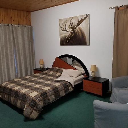 All Star Resort Madawaska 外观 照片