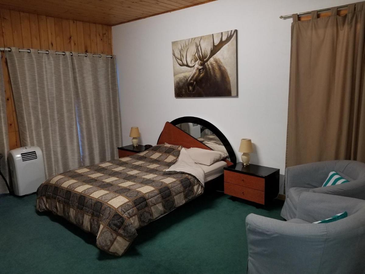 All Star Resort Madawaska 外观 照片