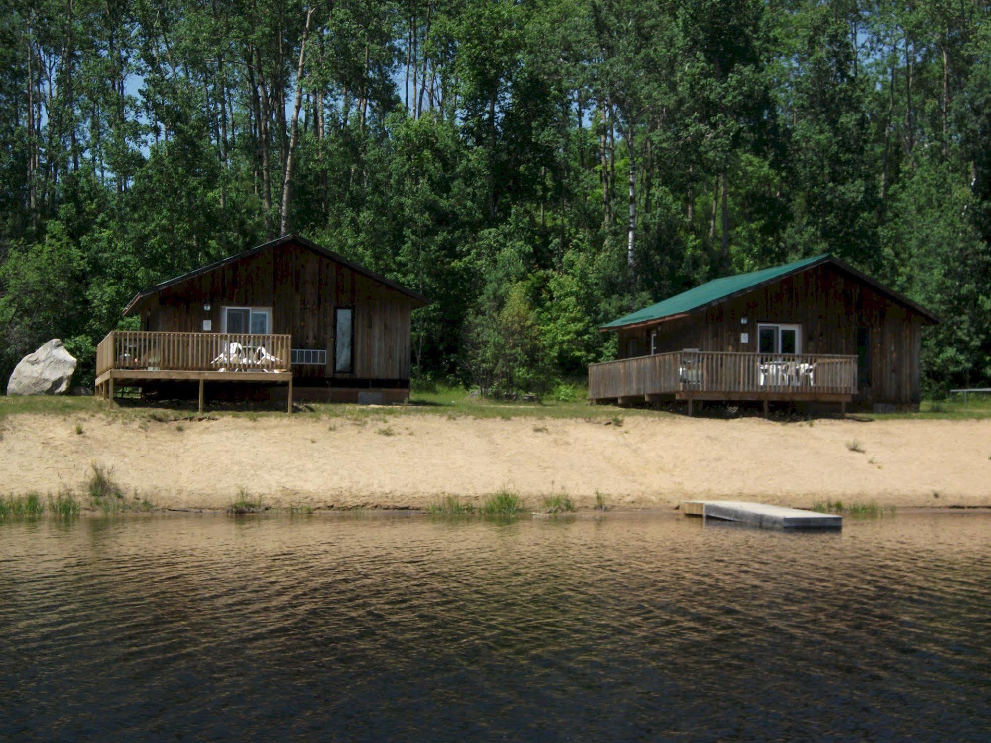 All Star Resort Madawaska 外观 照片