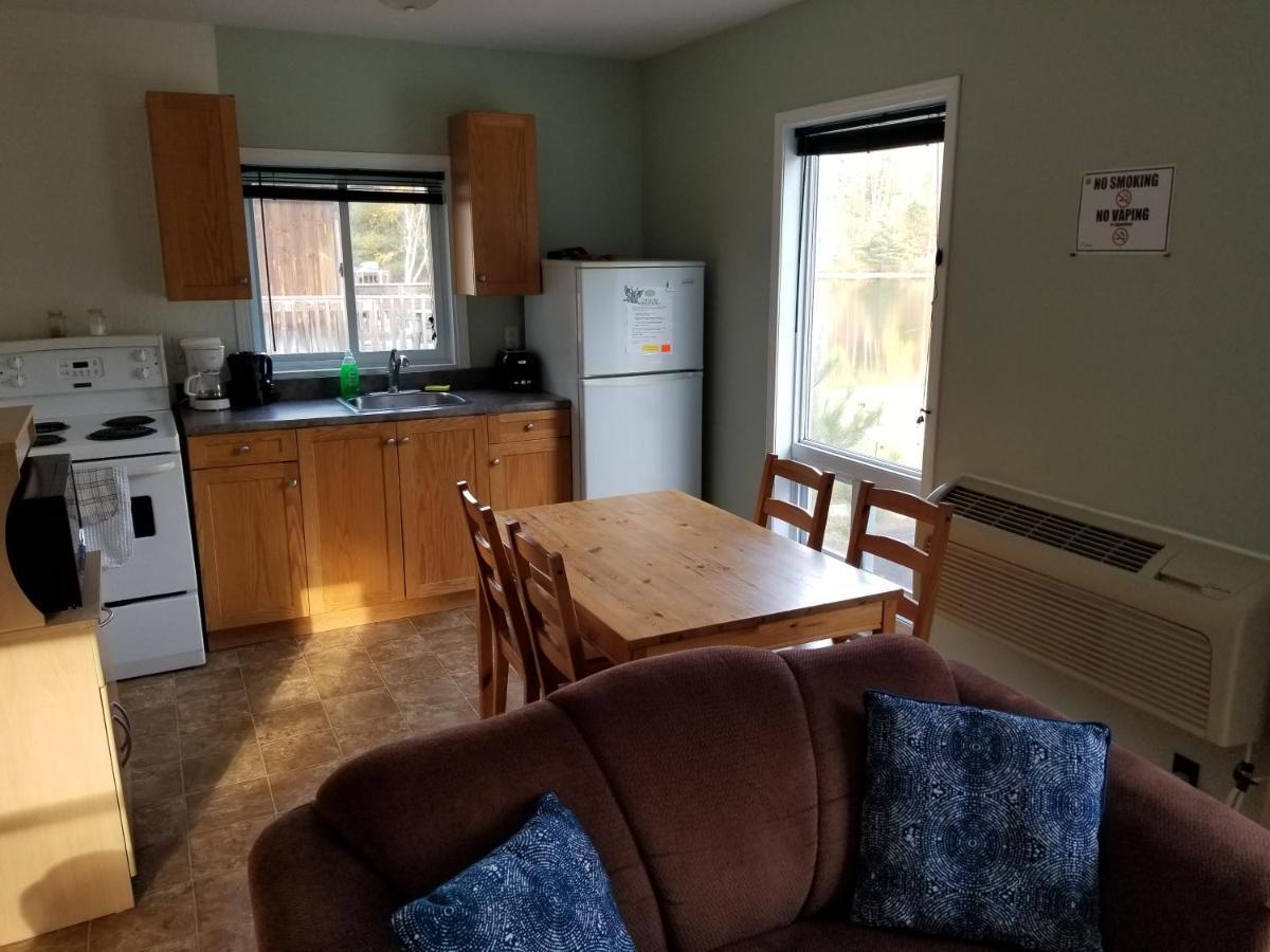 All Star Resort Madawaska 外观 照片